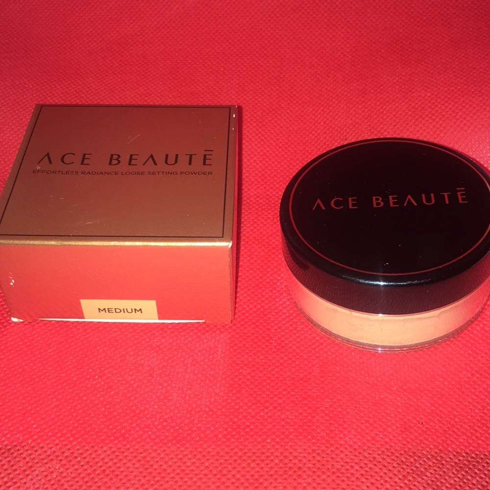 Ace Beaute Loose Setting Powder - Picture 3 of 3